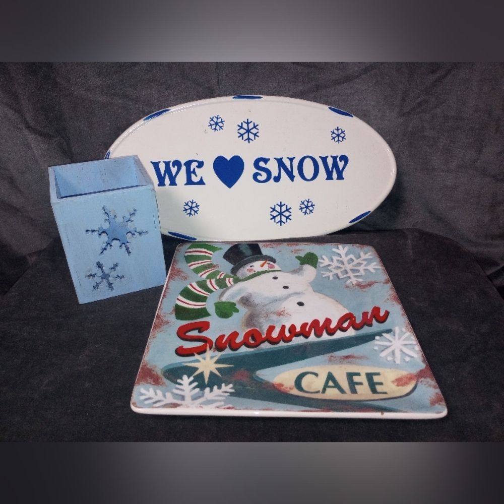 We Love Snow Winter Decor Set of 3 EUC